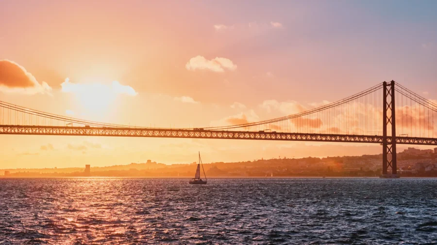 Baixa House - Lisbon Sunsets